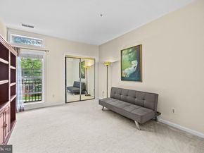 1367C Garden Wall Circle 710, Reston VA 20194