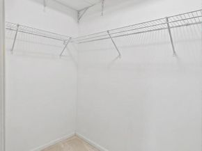 1367C Garden Wall Circle 710, Reston VA 20194