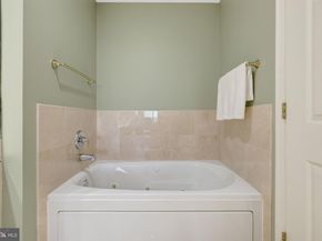 11776 Stratford House Place 1404, Reston VA 20190