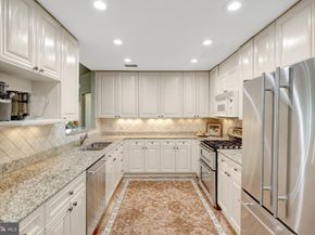 11776 Stratford House Place 1404, Reston VA 20190