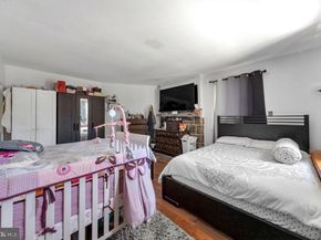 227 S Fairview Avenue, Upper Darby PA 19082