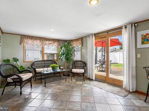 7 Misty Pine Road, Levittown PA 19056