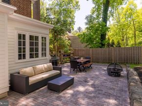 8378 Glen Road, Elkins Park PA 19027