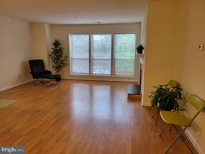 3178 Summit Square Drive 3B12, Oakton VA 22124