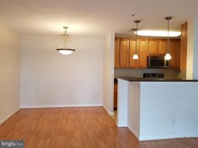 3178 Summit Square Drive 3B12, Oakton VA 22124