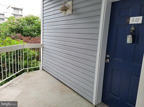 3178 Summit Square Drive 3B12, Oakton VA 22124