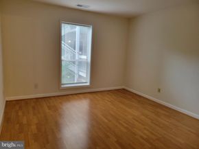 3178 Summit Square Drive 3B12, Oakton VA 22124