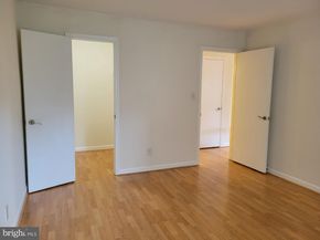 3178 Summit Square Drive 3B12, Oakton VA 22124