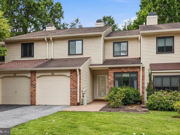 303 Hanover Court, Chesterbrook PA 19087