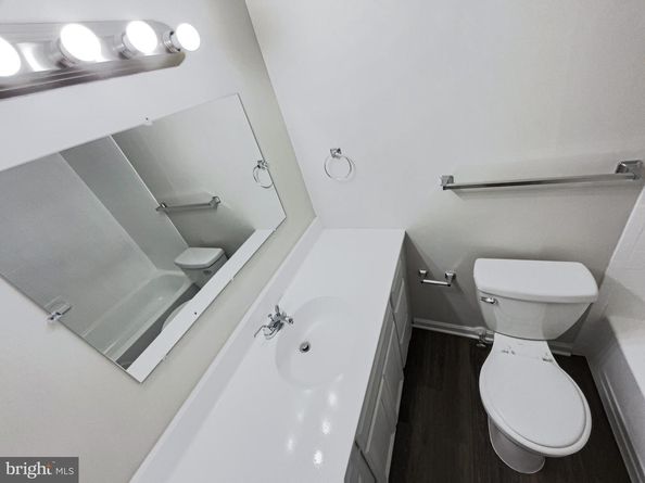 8006 Chanute Place 10, Falls Church VA 22042