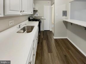 8006 Chanute Place 10, Falls Church VA 22042