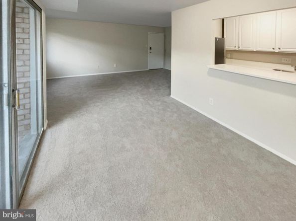 8006 Chanute Place 10, Falls Church VA 22042