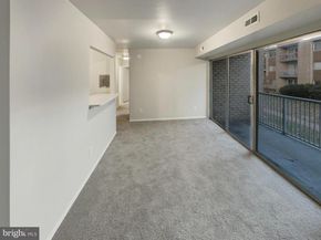 8006 Chanute Place 10, Falls Church VA 22042
