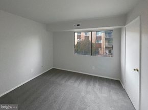 8006 Chanute Place 10, Falls Church VA 22042