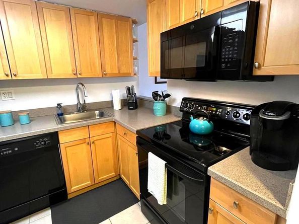 2001 Hamilton Street 1726, Philadelphia PA 19130