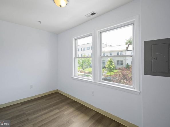 1254 Meigs Place NE, Washington DC 20002