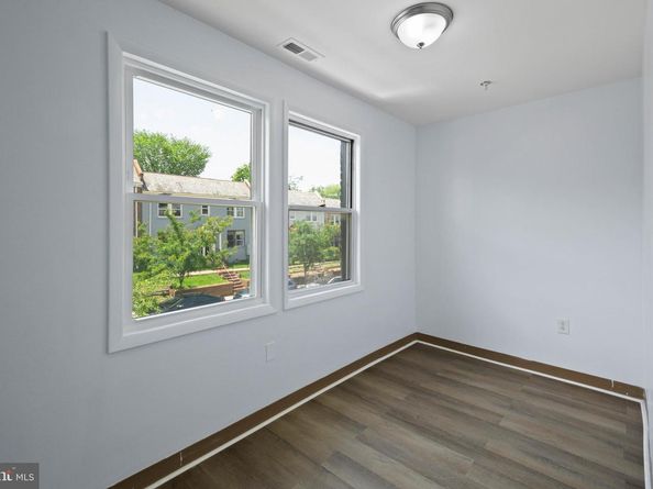 1254 Meigs Place NE, Washington DC 20002