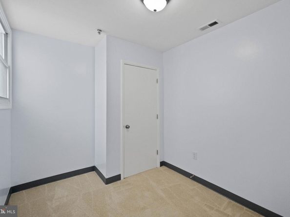 1254 Meigs Place NE, Washington DC 20002