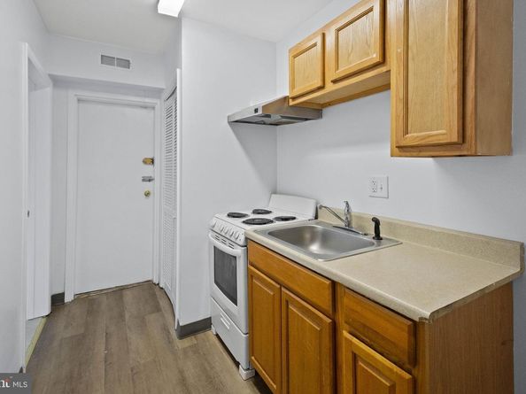 1254 Meigs Place NE, Washington DC 20002