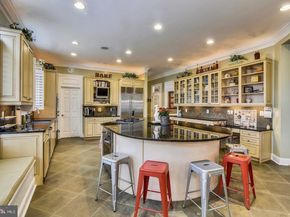 2017 Woodford Road, Vienna VA 22182