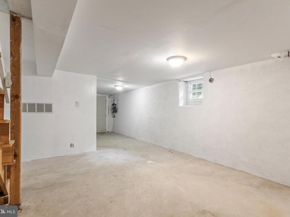 5012 Greene Street, Philadelphia PA 19144