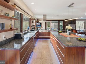 282 Aqueduct Road, Washington Crossing PA 18977