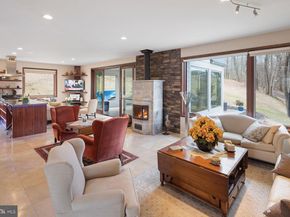 282 Aqueduct Road, Washington Crossing PA 18977