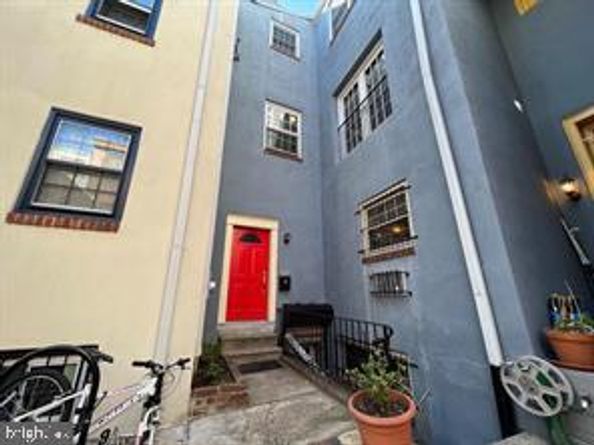 1028 Pine Street 4, Philadelphia PA 19107