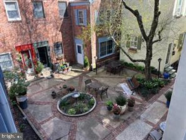 1028 Pine Street 4, Philadelphia PA 19107