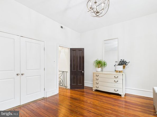 1845 S 15TH Street, Philadelphia PA 19145