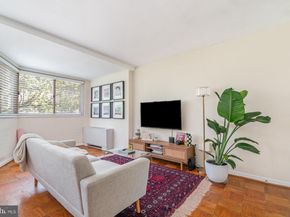 922 24TH Street NW 419, Washington DC 20037