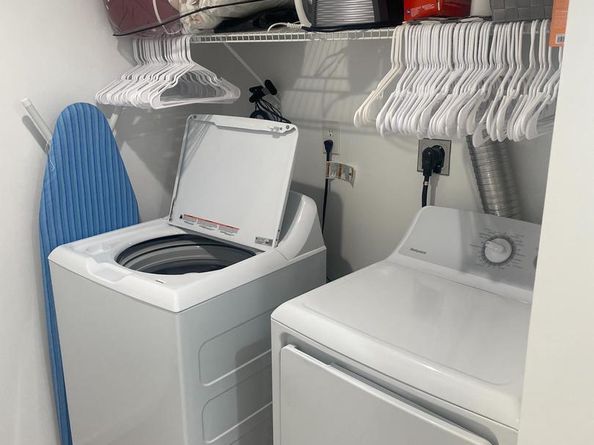 906 I Street SE 1, Washington DC 20003