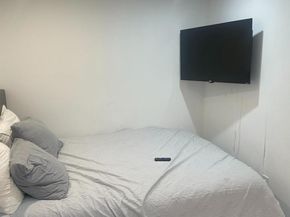 906 I Street SE 1, Washington DC 20003