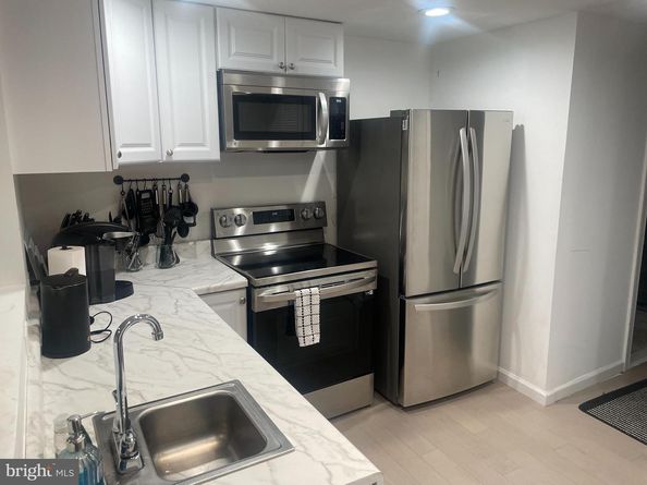 906 I Street SE 1, Washington DC 20003