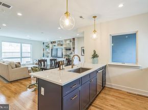 407 Salmon Street, Philadelphia PA 19125