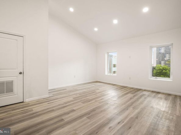 1633 Germantown Avenue, Philadelphia PA 19122