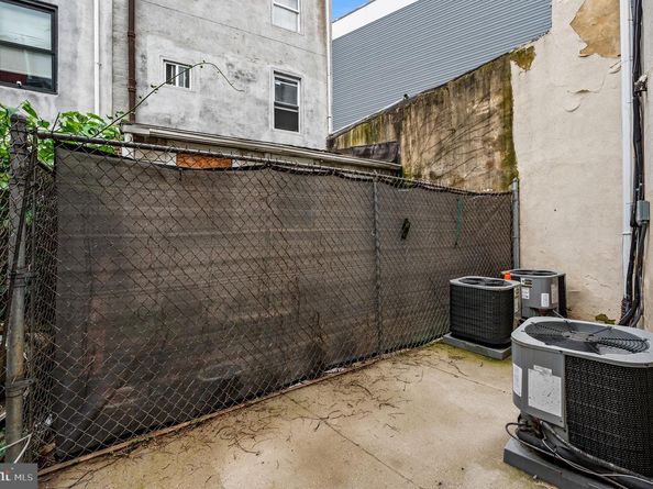 1633 Germantown Avenue, Philadelphia PA 19122