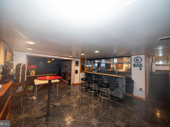 1612 E Willow Grove Avenue, Glenside PA 19038