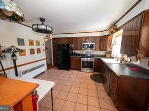 1612 E Willow Grove Avenue, Glenside PA 19038