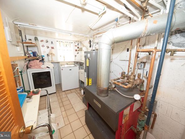 1612 E Willow Grove Avenue, Glenside PA 19038