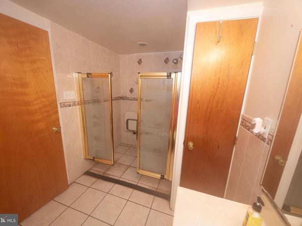 1612 E Willow Grove Avenue, Glenside PA 19038