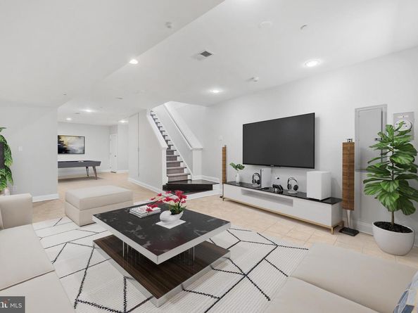 1146 N Orianna Street, Philadelphia PA 19123