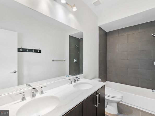 1146 N Orianna Street, Philadelphia PA 19123