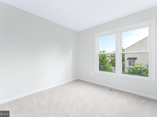 46930 Trumpet Circle, Sterling VA 20164