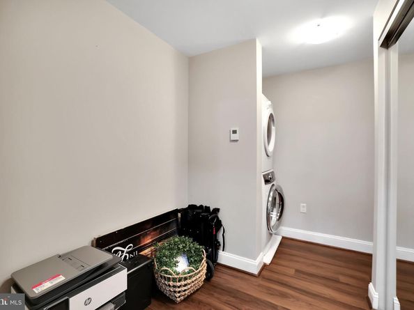 6301 Edsall Road 104, Alexandria VA 22312