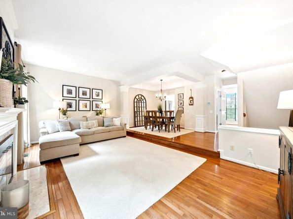55 Arell Court, Alexandria VA 22304
