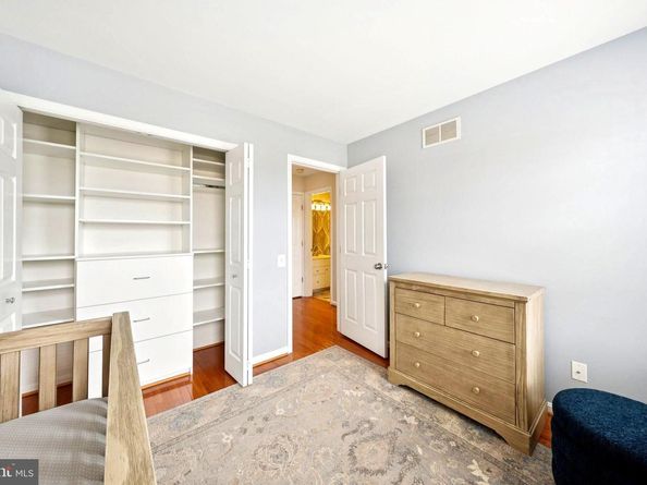 55 Arell Court, Alexandria VA 22304