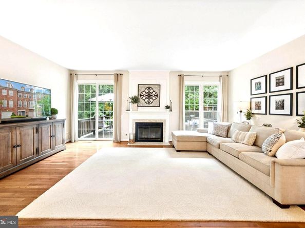 55 Arell Court, Alexandria VA 22304
