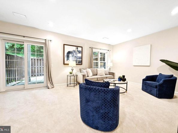 55 Arell Court, Alexandria VA 22304