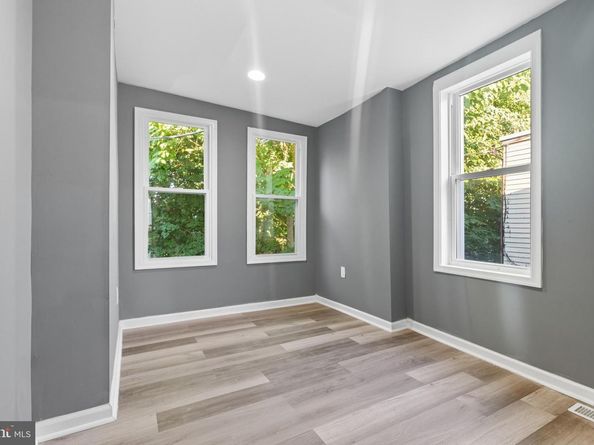 1307 S Hanson Street, Philadelphia PA 19143